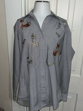 Striped Button-Up Shirt with Embroidered Cats - Gray